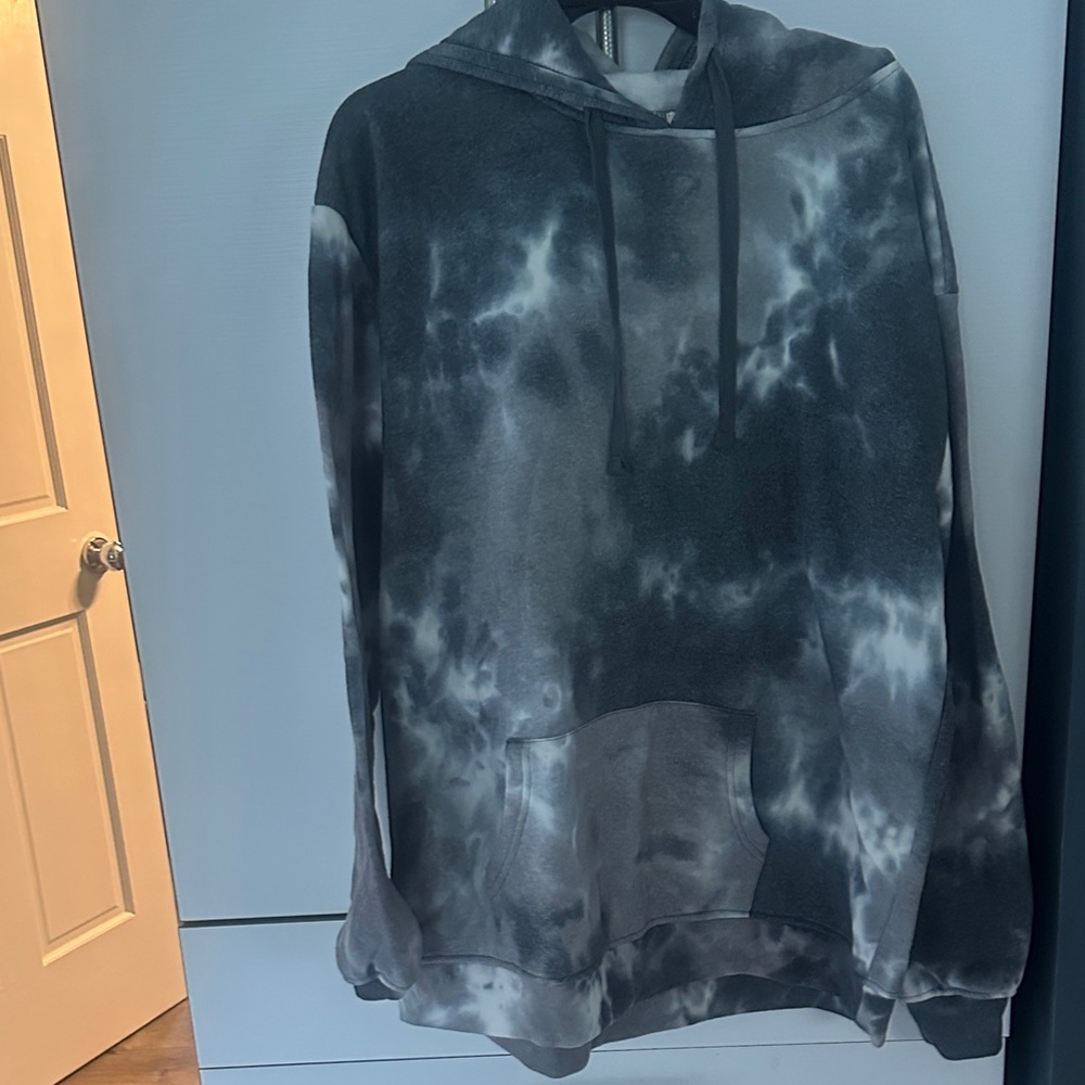 Gray Tie-Dye Women's Hoodie Sweater